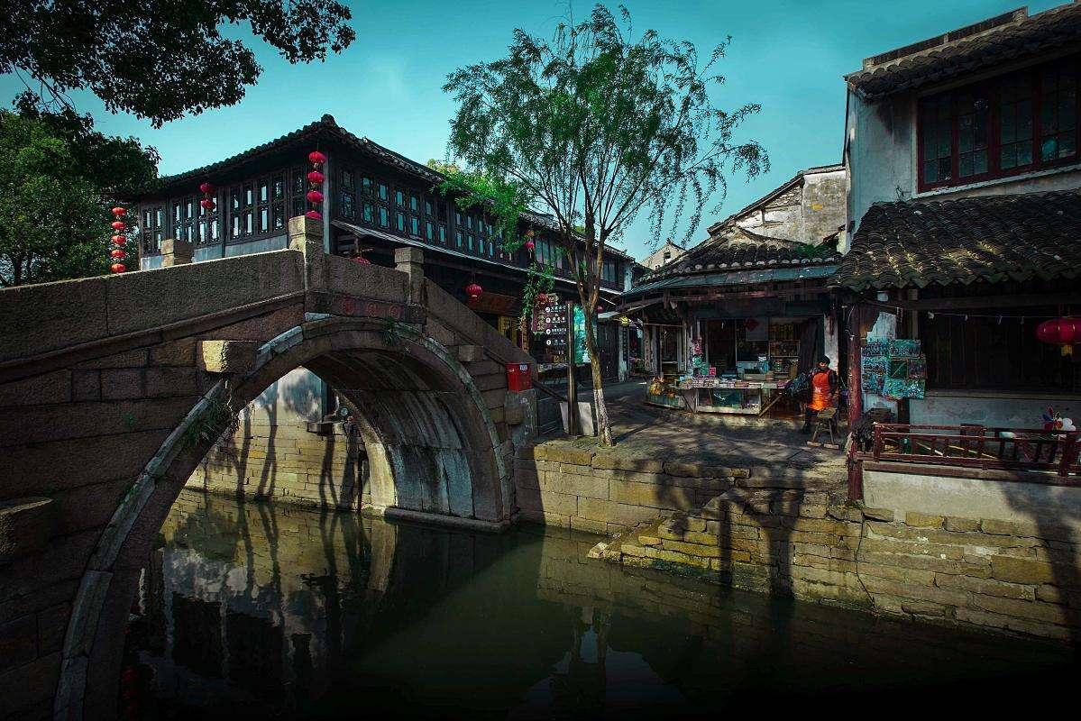 迷雾求生