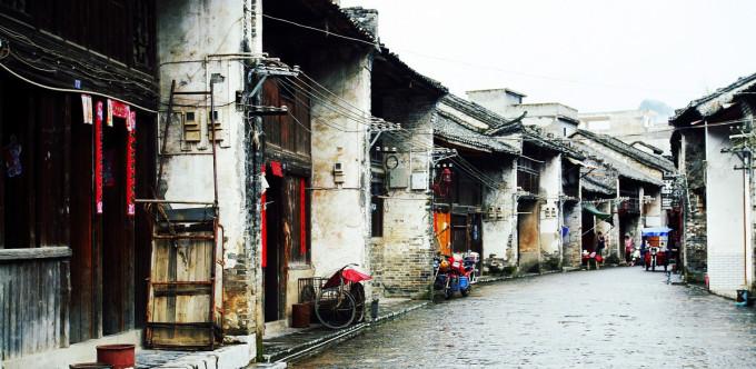 升空的愤怒奶奶